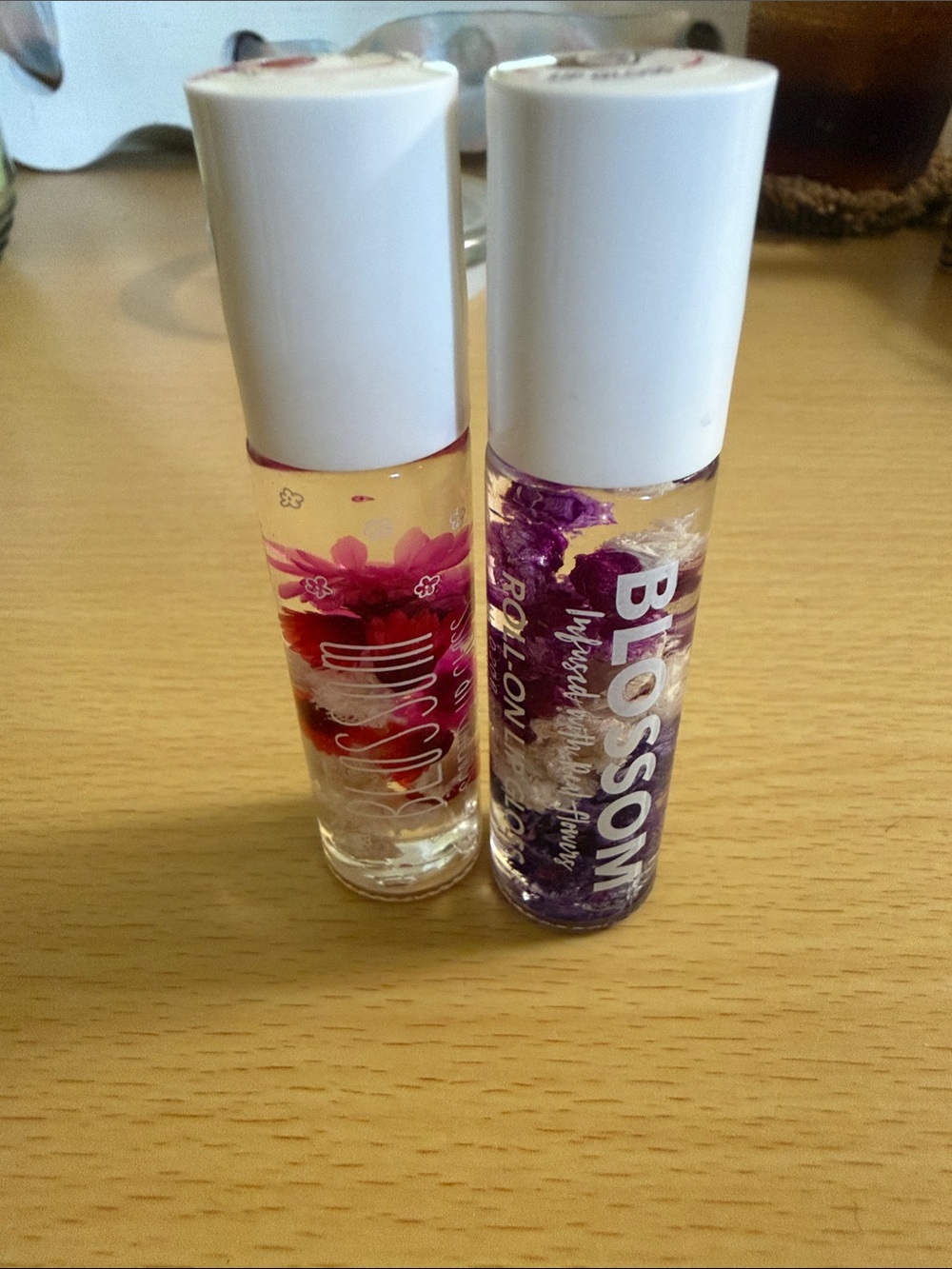 Blossom Infused Lip Gloss Duo - Coconut & Cherry - Picture 3 of 3